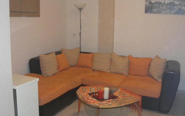 Quiet Stay Sykies Center