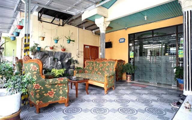 SPOT ON 1854 Sepinggan Asri Syariah Guesthouse
