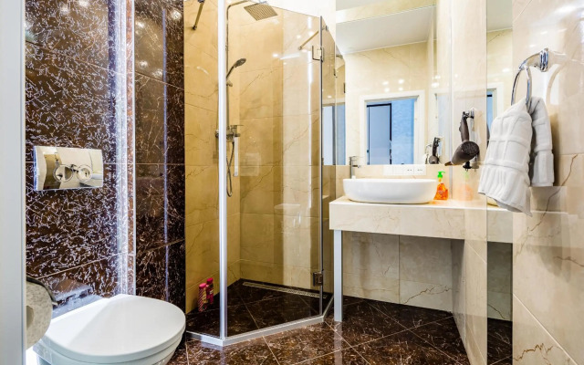 Royal Premier Apartment