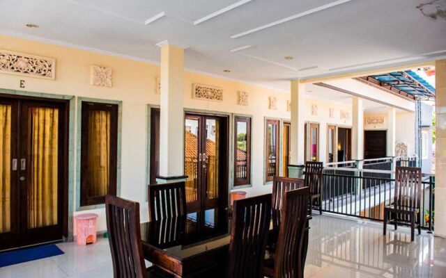 Agus Guest house Sunset Road