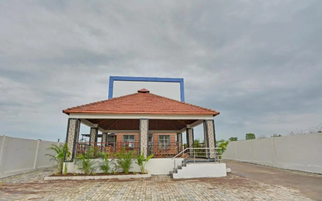 V&S Hotel by OYO Rooms