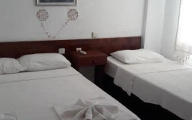 Golden Gate Boutique Hotel