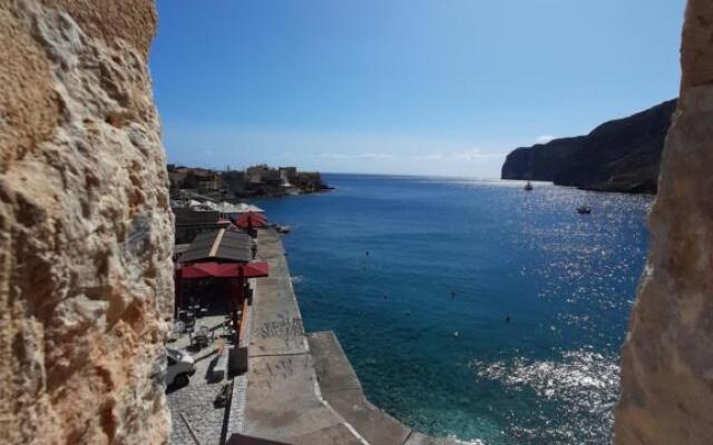 Pyrgoi Theodorakaki: Gerolimenas