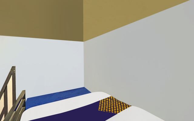 SPOT ON 91672 House Of Henny Tea