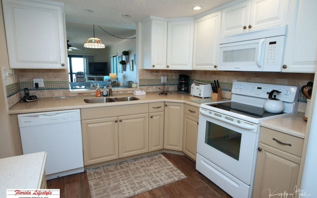 Sand Castle North 504