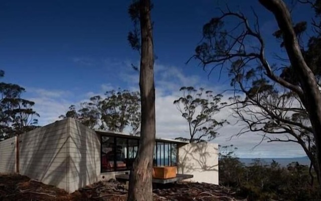 Rocky Hills Retreat