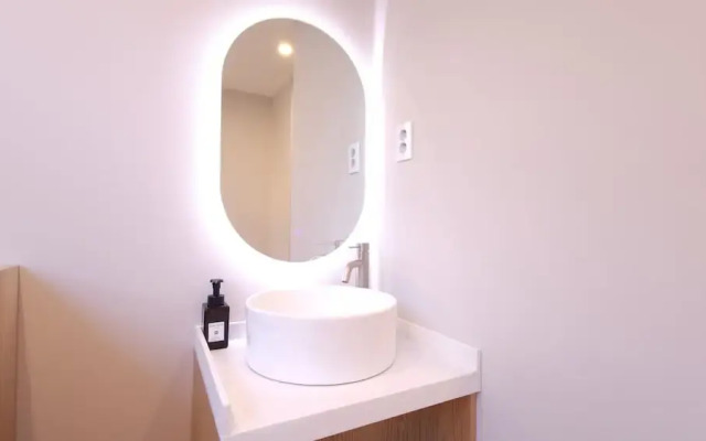 OYO Hostel Myeongdong 6