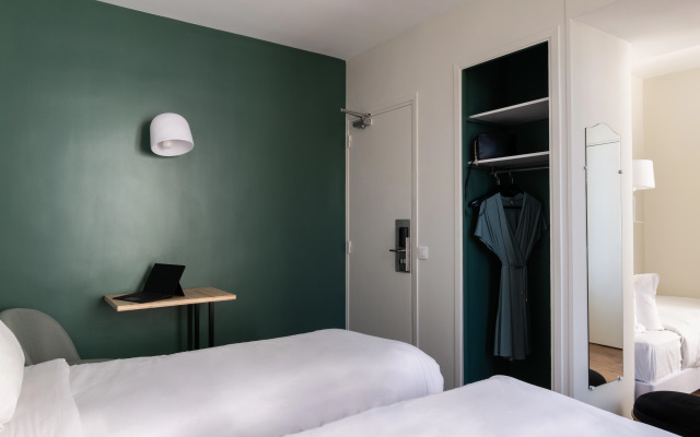 ibis Styles Asnieres Centre Hotel