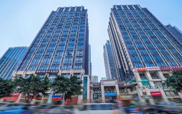 Vienna 3 Best Hotel (Chongqing Jiangbei Airport Sunac Central Plaza)