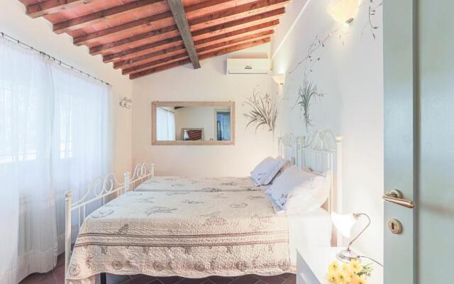 Villa Pongina with private pool