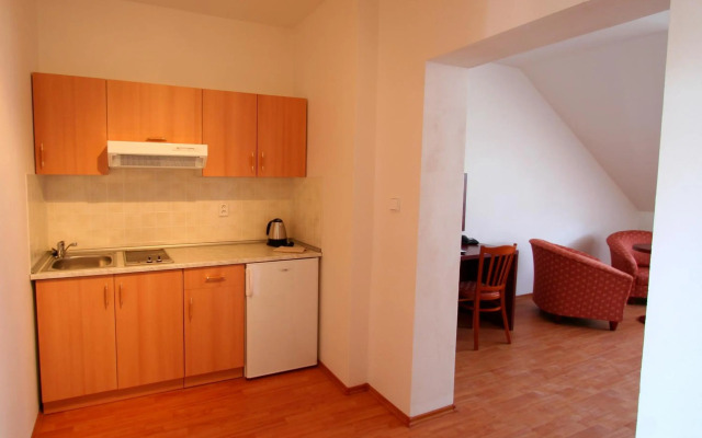 Aparthotel Susa
