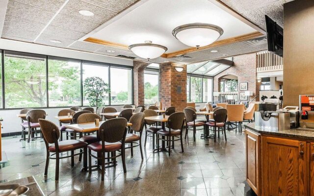 Spark by Hilton Denver East I 70