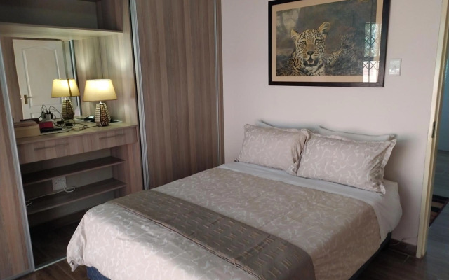 Twins Guest House Astoni