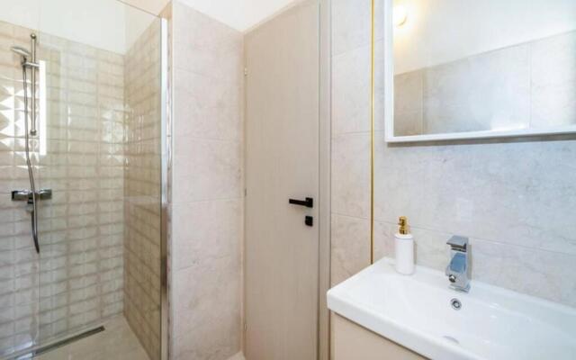 Poolincluded Villa Danijela