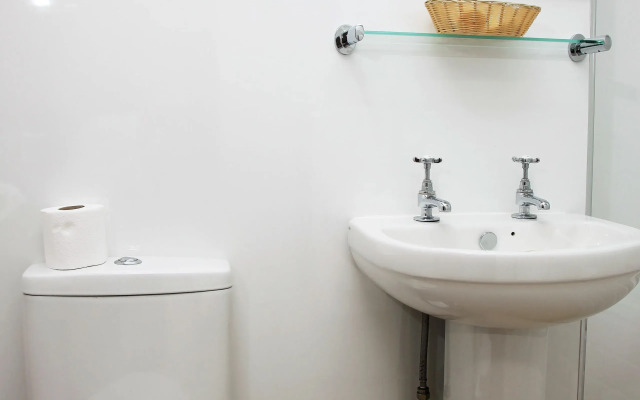 Columbia Hotel & Restaurant