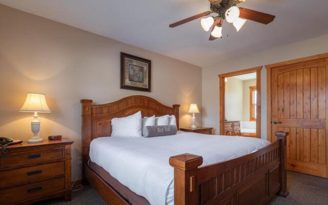 The Lodges at Table Rock Lake by Capital Resorts