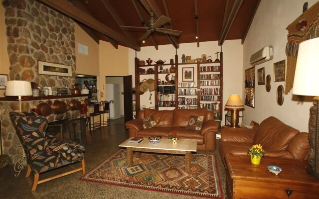Sam Hughes Inn Bed and Breakfast
