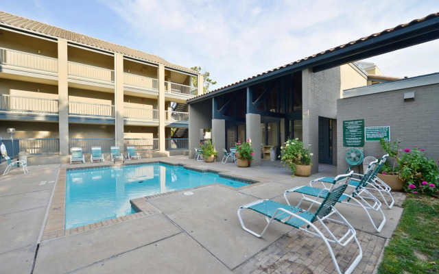 Americas Best Value Inn & Suites Extended Stay Tulsa