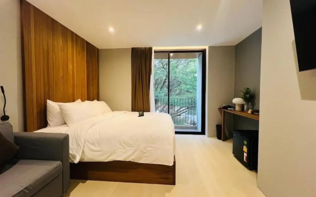 Woodstory Boutique Hotel