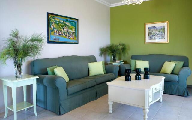 Avra Private Suites