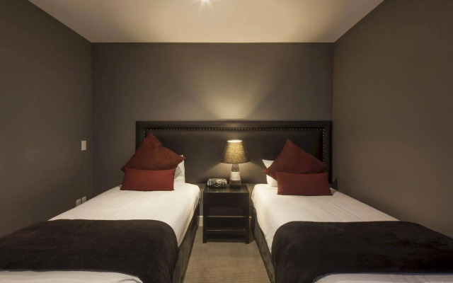 Luxury Lake Suites