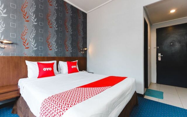 Capital O 2009 Hotel Charisma Marine