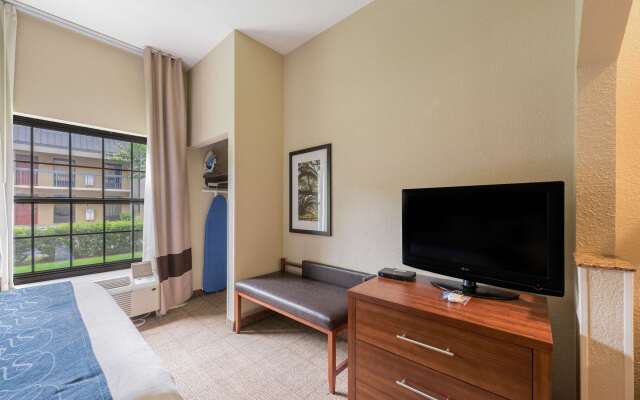 Comfort Suites Monroe