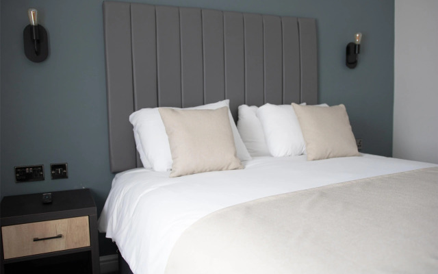 Lion Hotel