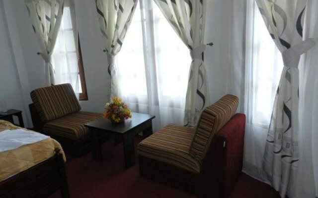 Eeescart Resort Nuwara Eliya
