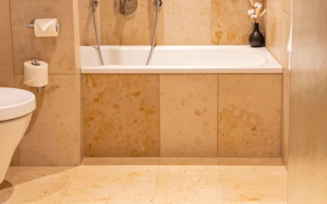 MUZE Hotel Düsseldorf - Handwritten Collection