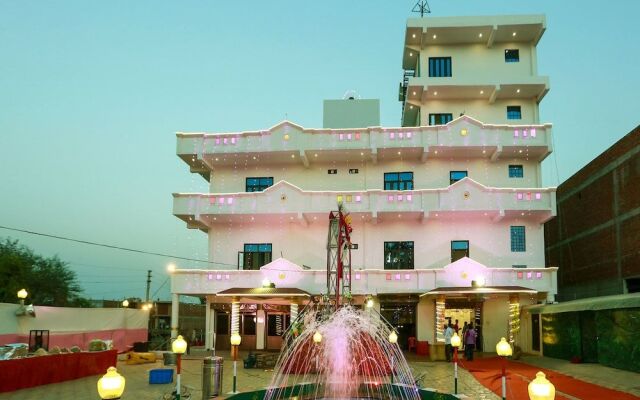 OYO 8837 Hotel Surya Galaxy