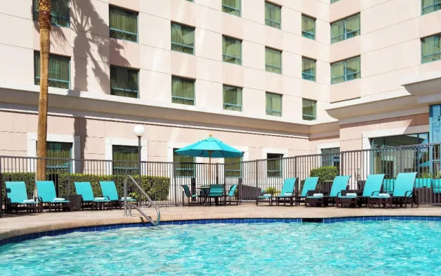 Residence Inn Las Vegas Hughes Center