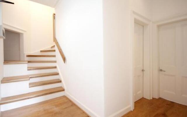 The Ardmillan Residence No 1