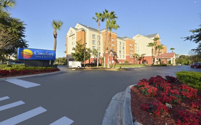 Comfort Inn & Suites Near Universal Orlando Resort - Convention Ctr