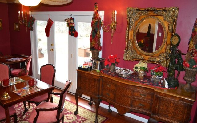 Mountain Treasure B&B