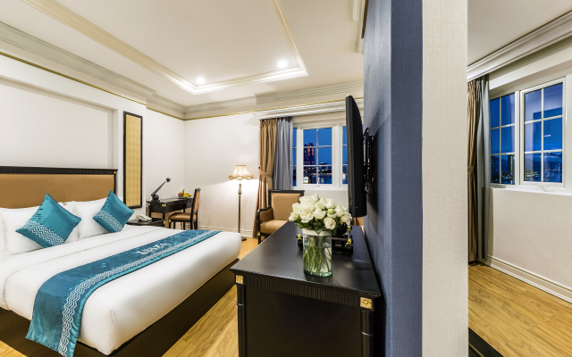 IBIZA Riverfront Da Nang Hotel