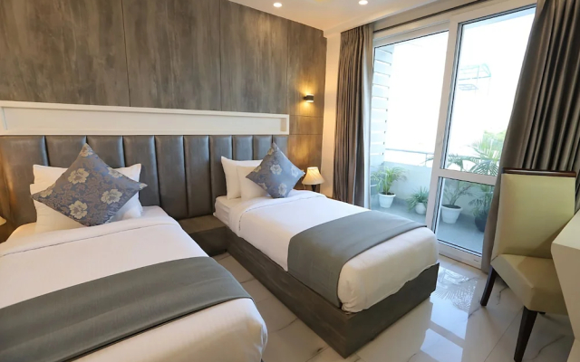 Hotel Keshav Residency - Medicity Gurugram, near Medanta Hospital