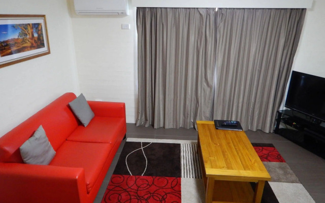 Manera Heights Apartment Motel