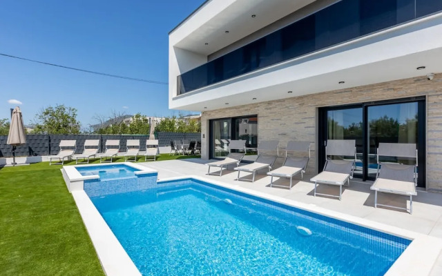 Villa Bonce