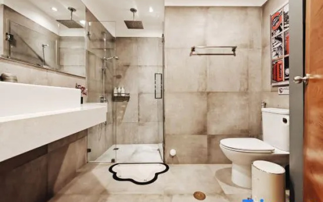 4Br Modern Art Villa with Free Wi-Fi Netflix Vinyl