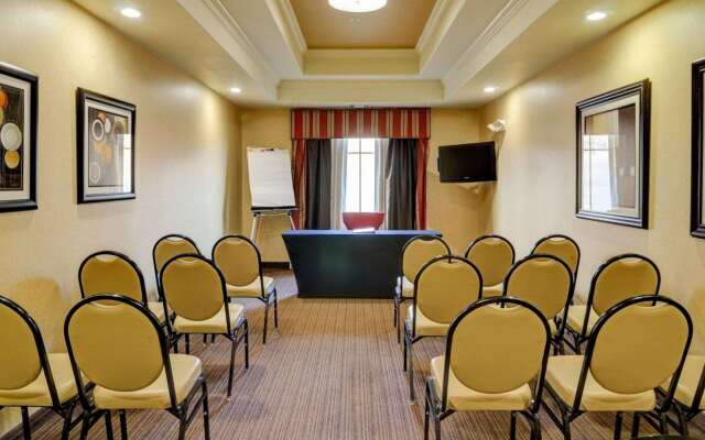 Comfort Inn & Suites Fort Smith I-540