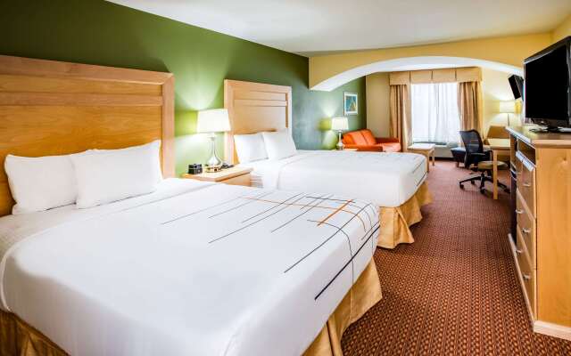 La Quinta Inn & Suites by Wyndham Rochester Mayo Clinic S