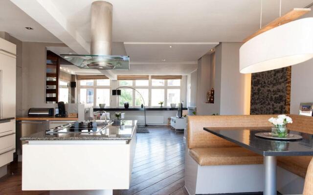 Lionel Apartment