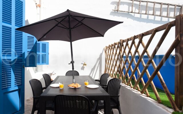 Casa de verano con piscina en el puerto