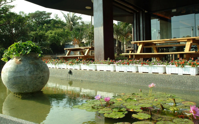 Moon Shy Kenting Boutique Hotel
