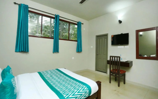 The Green Mushroom By OYO Rooms