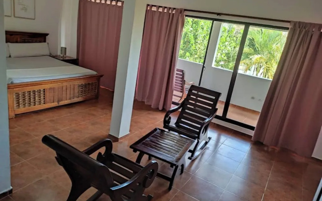 Natural Pool Villa Perfect for Families