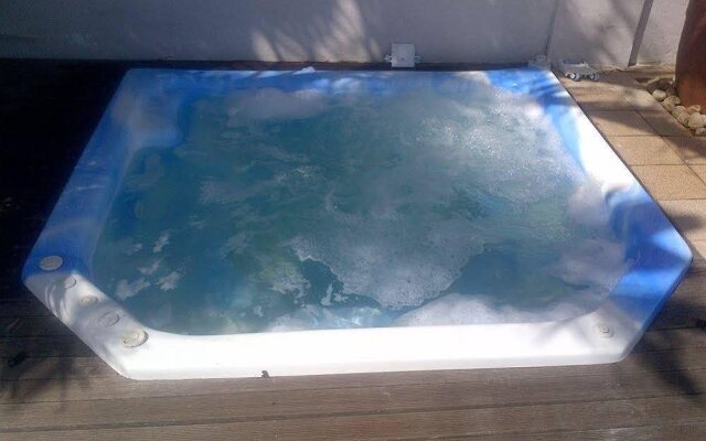 Empoza Sea View Guest House