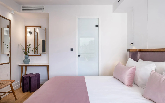 Avra City Boutique Hotel