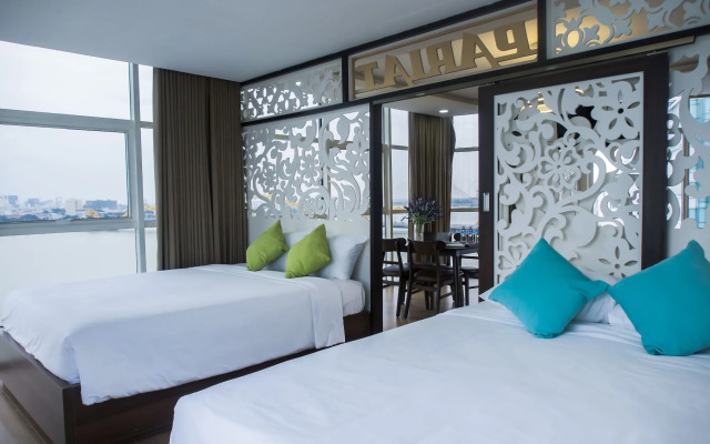 Pariat River Front Hotel